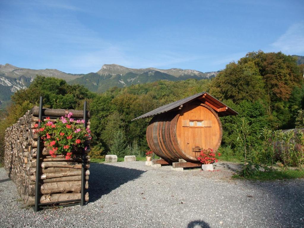 Domaine Du Grand Cellier - Insolite En Savoie Tournon-sur-Rhône Екстериор снимка